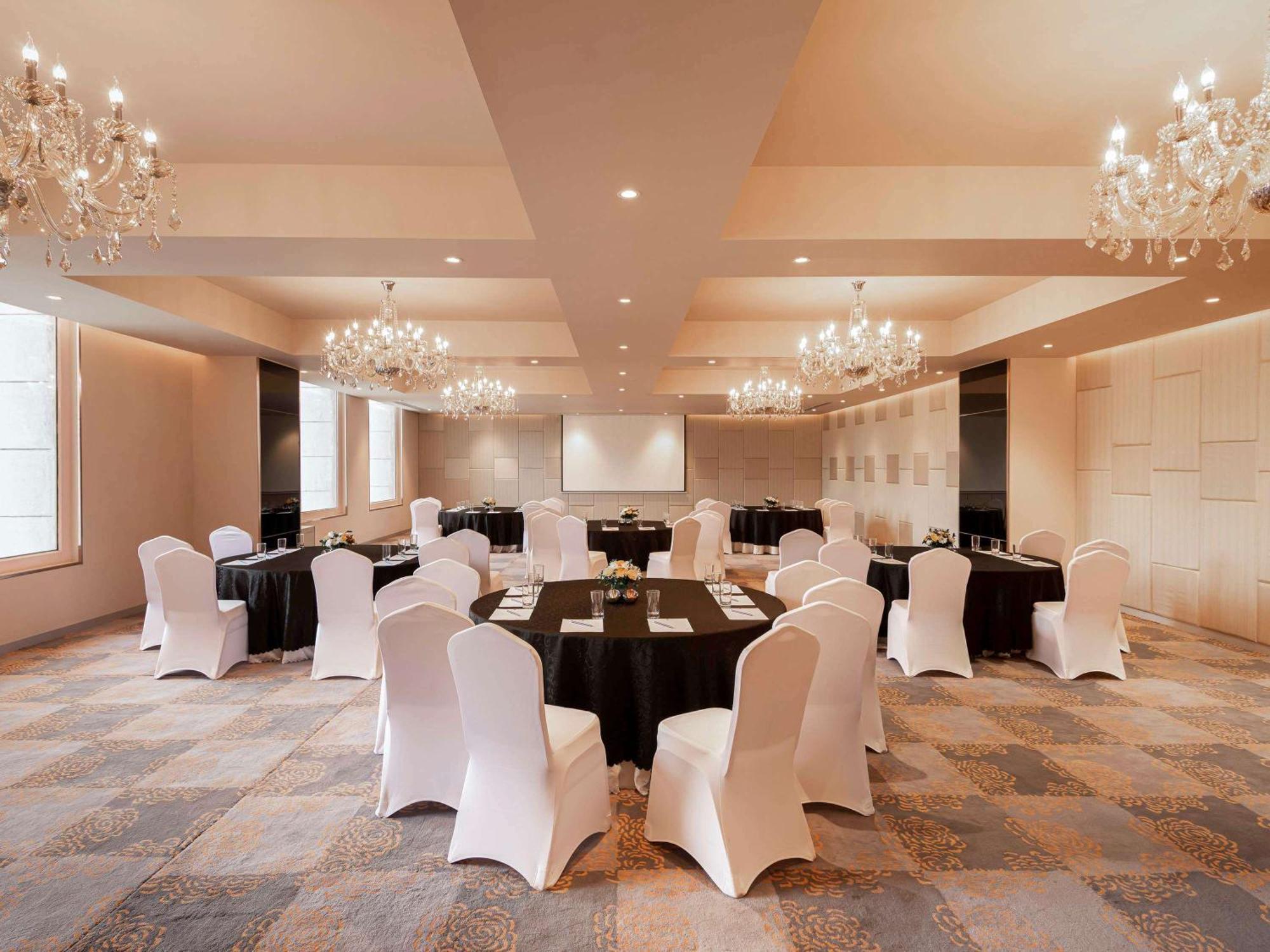 Grand Mercure Bengaluru At Gopalan Mall - An Accor Brand Dış mekan fotoğraf